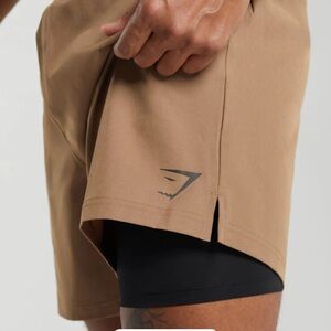 Gymshark Land to Sea 6” brown shorts Medium slim fit nwt